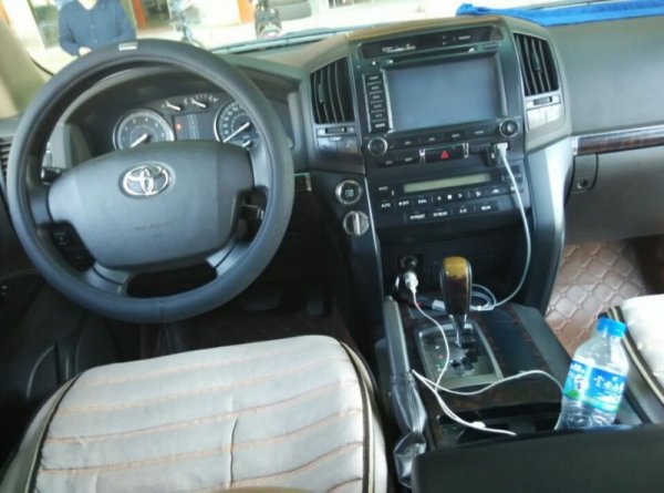 【昆明市二手丰田霸道】二手2700 标准型报价