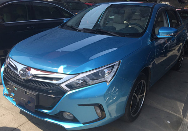 【南京市】比亚迪 秦 2014款 1.5t 尊贵型