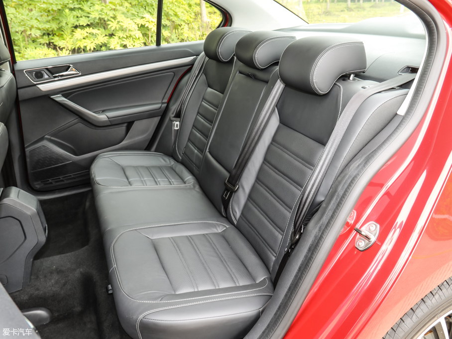 上汽大眾2015款朗逸