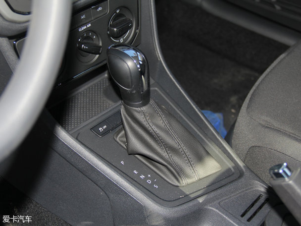 上汽大眾2015款朗逸