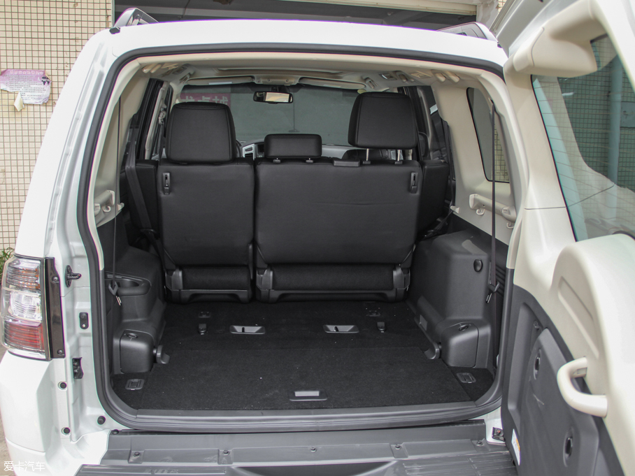 三菱(進口)2016款帕杰羅