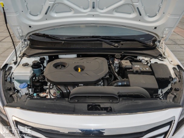 北京現(xiàn)代2014款名圖