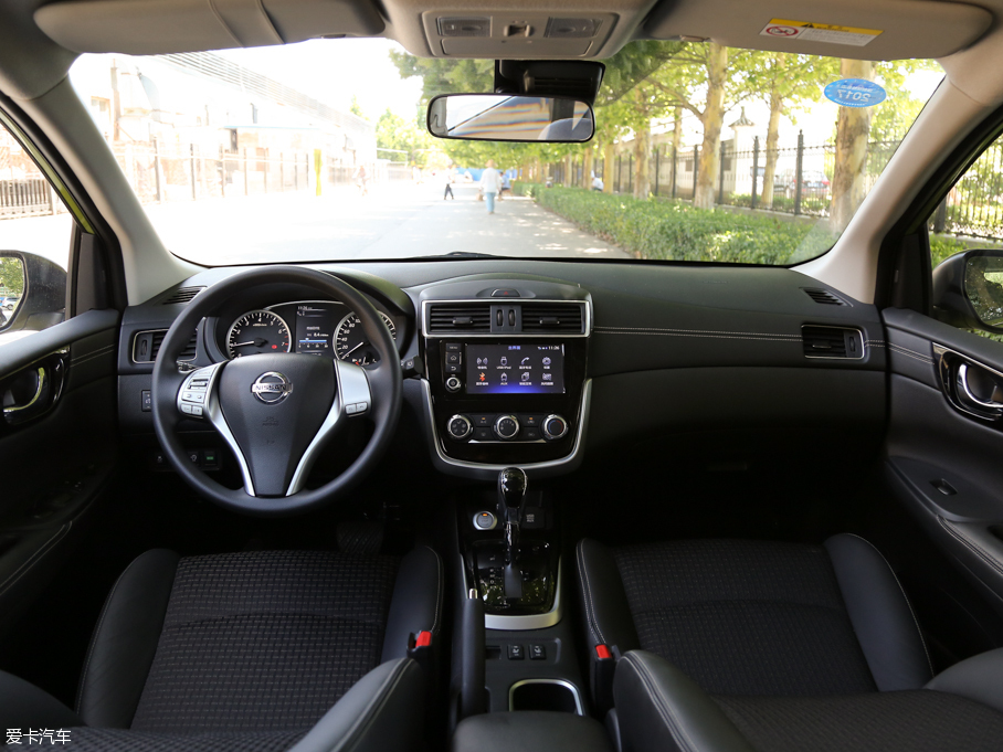 東風(fēng)日產(chǎn)2016款TIIDA