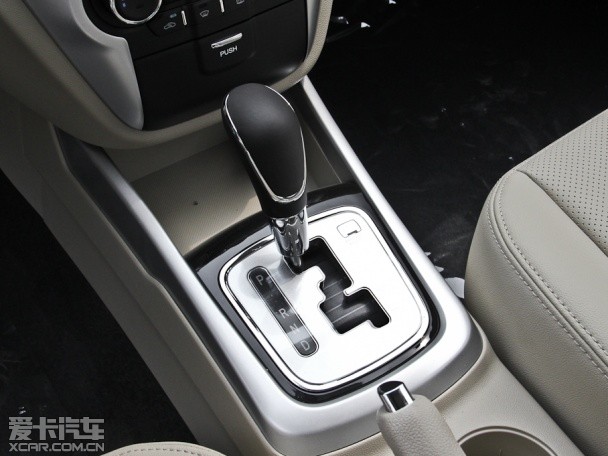 長安乘用車2014款逸動