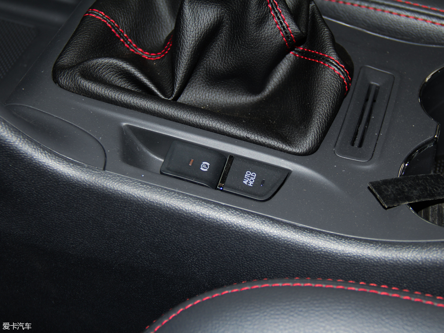 長安乘用車2016款長安CS75