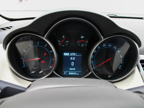 上汽通用雪佛蘭2015款科魯茲三廂