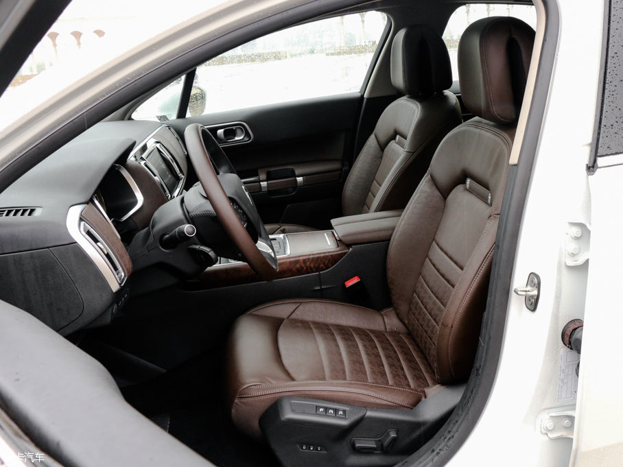 東風雪鐵龍2017款雪鐵龍C6