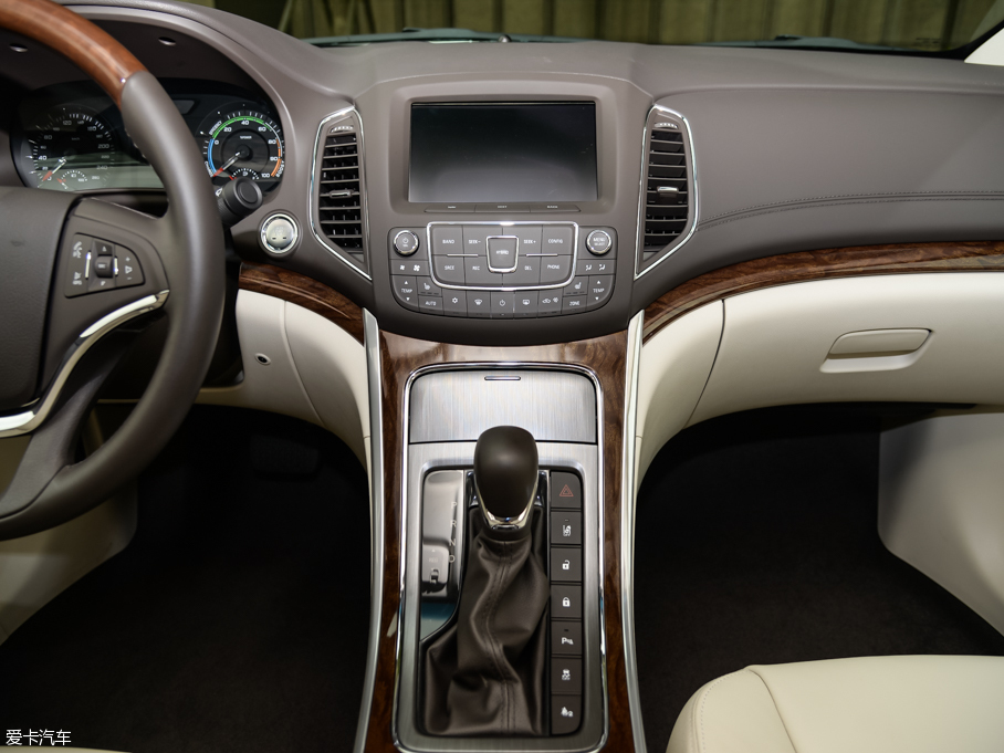 上汽榮威2016款榮威e950