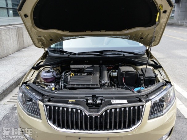 上海大眾斯柯達2015款新明銳