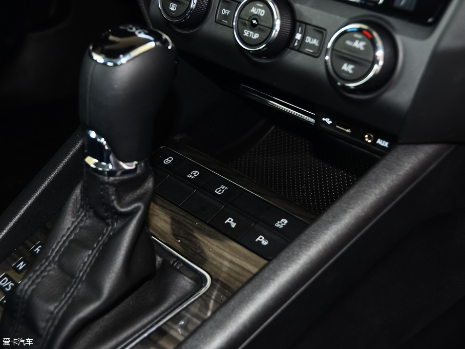 上汽大眾斯柯達2017款明銳