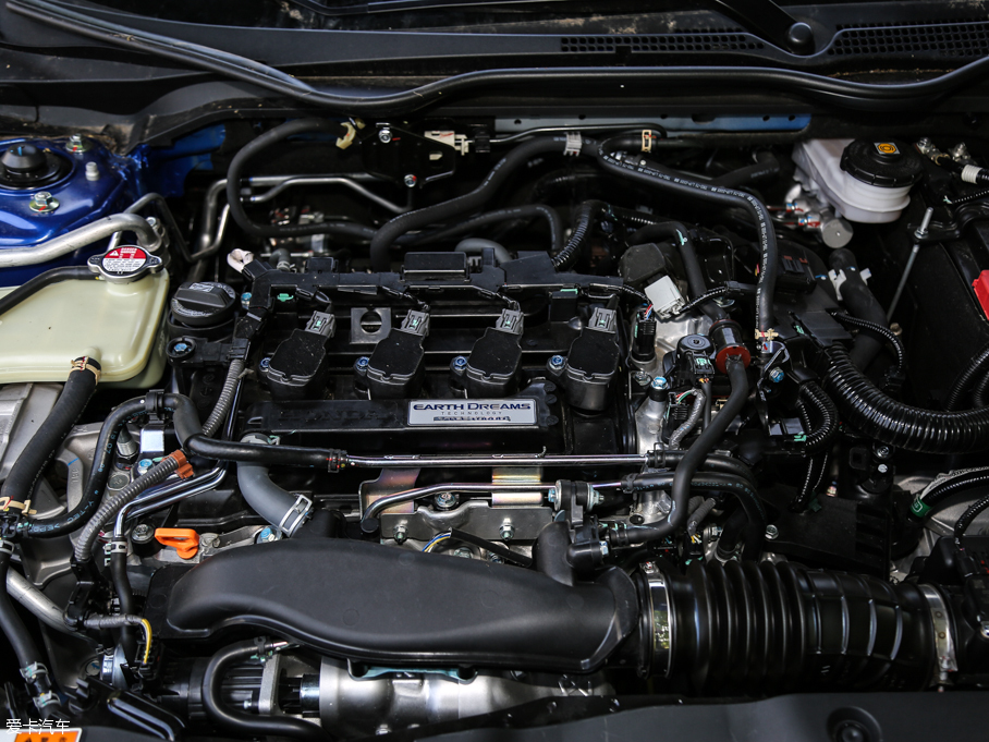 東風(fēng)本田2016款思域