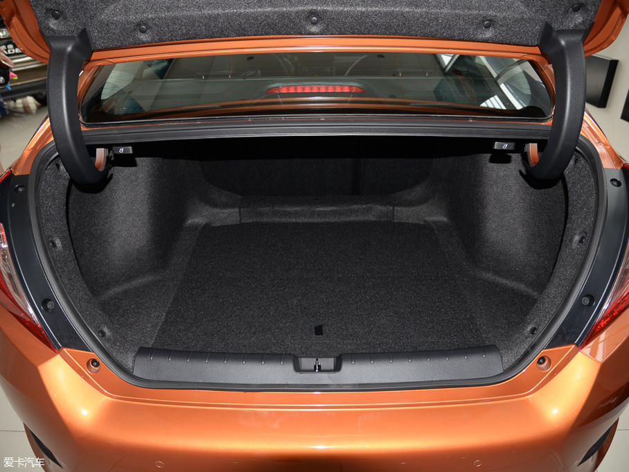 東風本田2016款思域