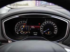 長(zhǎng)安福特2013款新蒙迪歐