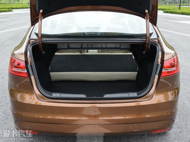 長安福特2015款福睿斯