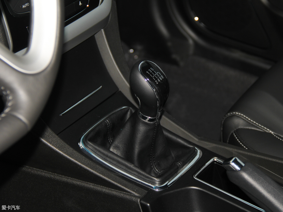 吉利汽車2016款新帝豪三廂