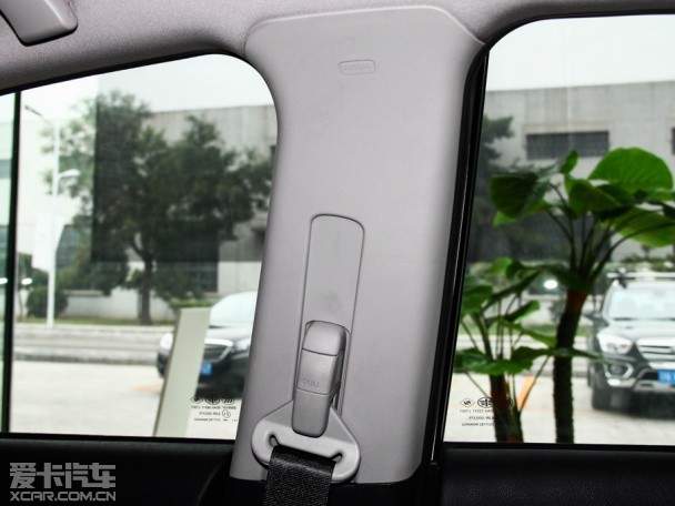 奔騰2014款奔騰B90