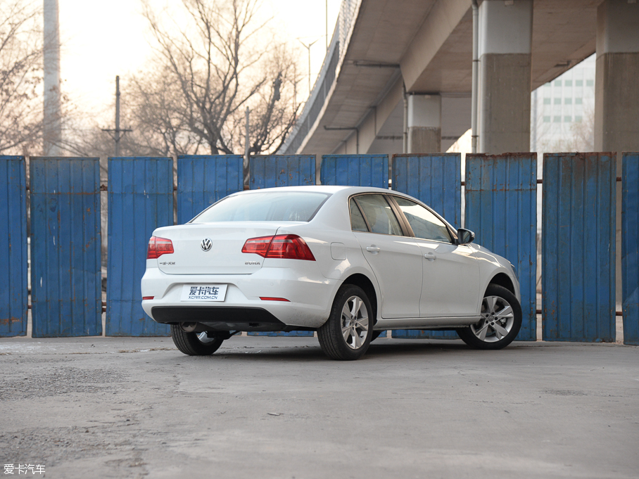 一汽-大眾2015款寶來