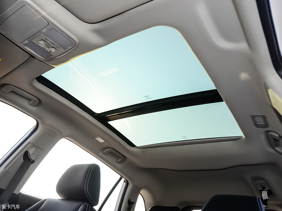 北汽幻速2016款幻速S6