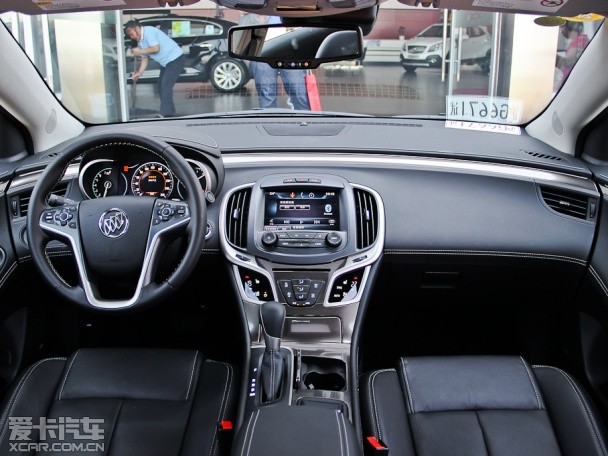 上海通用別克2013款君越