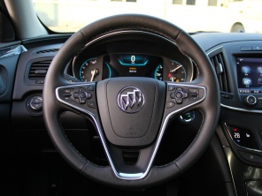 上海通用別克2014款君威