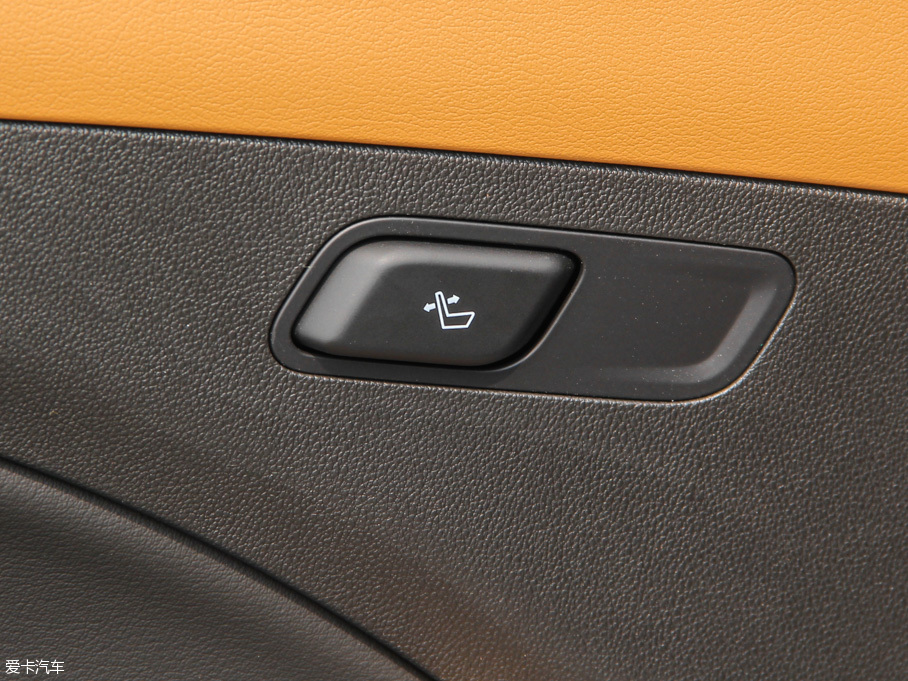 上汽通用別克2016款君越