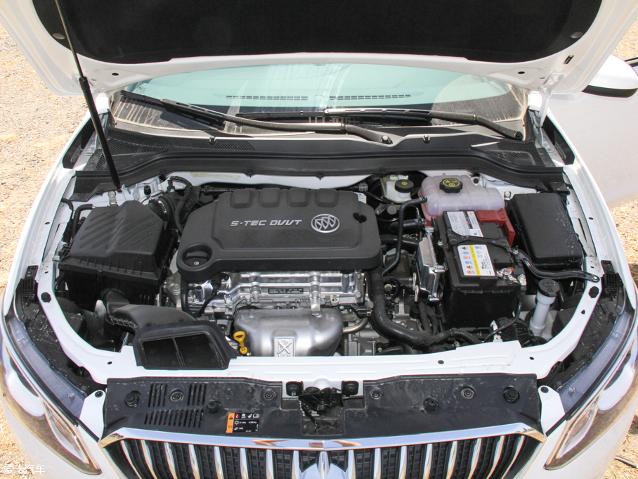 上汽通用別克2016款全新英朗