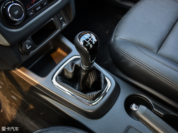 東風風行2014款景逸S50