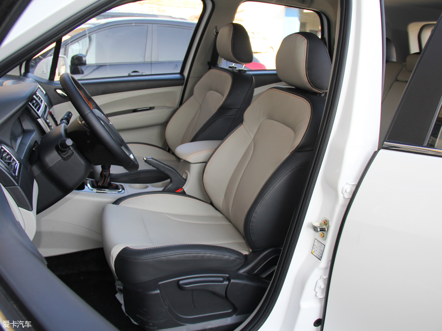 東風(fēng)風(fēng)行2016款景逸X3