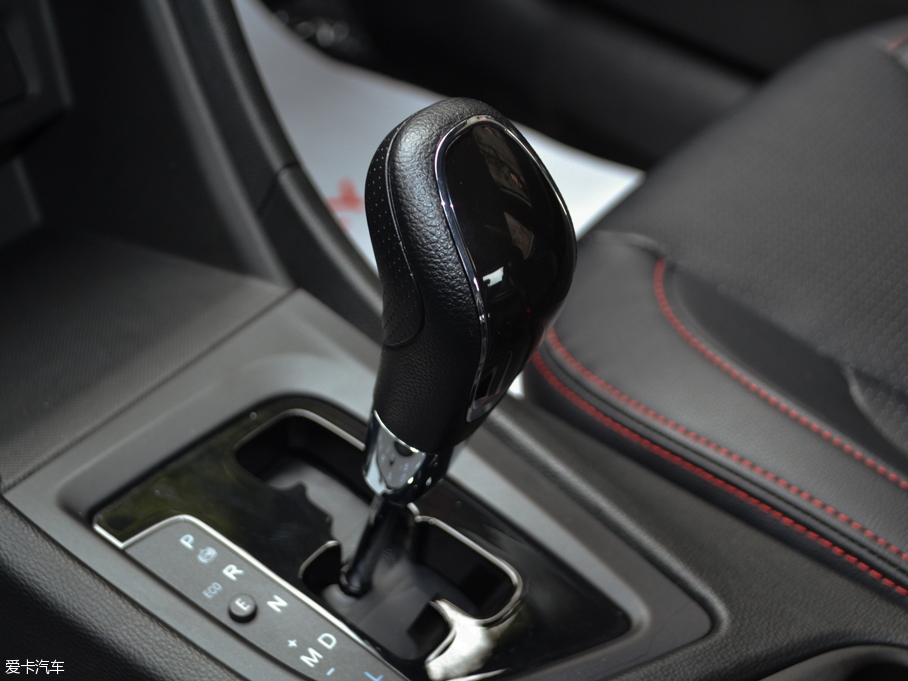 奇瑞汽車2016款艾瑞澤5