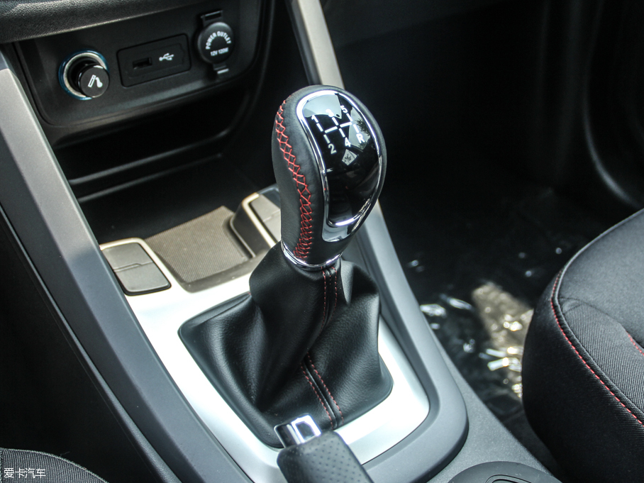 奇瑞汽車2016款瑞虎5