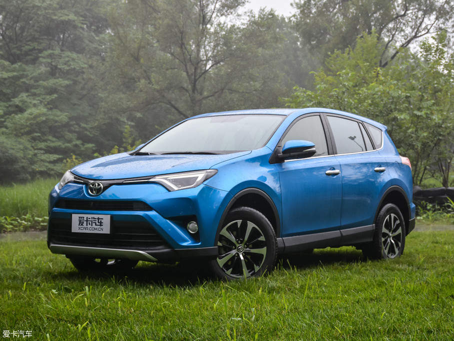 728գһ2016RAV4ʽУٷָΪ17.98-26.98ԪΪٷš³ϽŻϬʱС