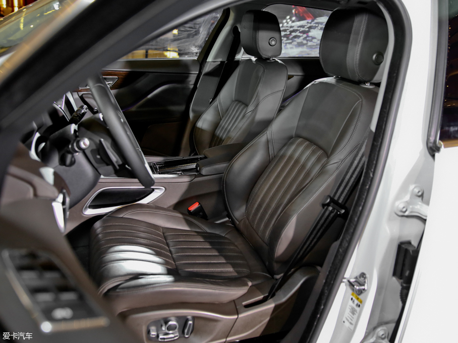 捷豹2016款捷豹F-PACE