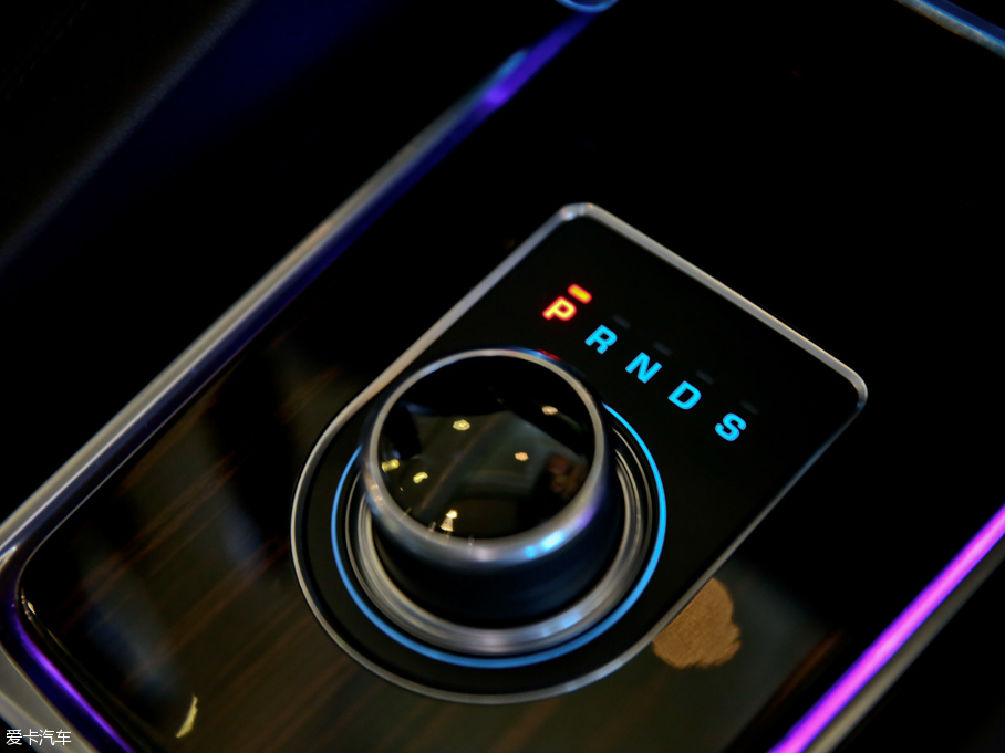 捷豹2016款捷豹F-PACE