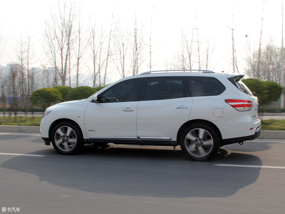 日产(进口)2016款Pathfinder