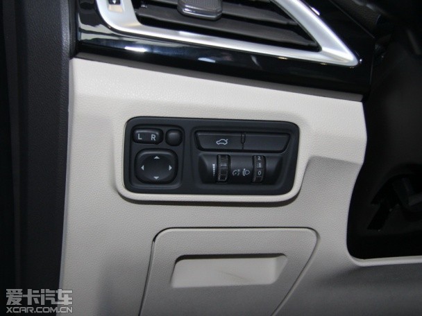 奇瑞汽車2015款艾瑞澤M7