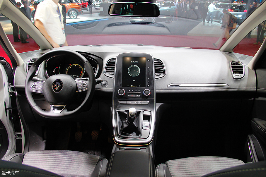 雷諾大風景2016巴黎車展靜評