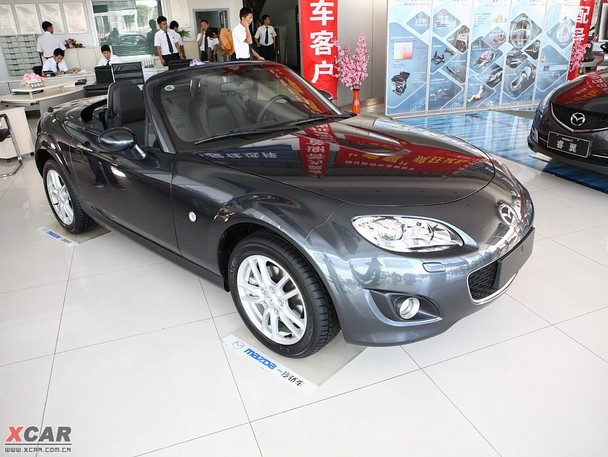 三款硬頂敞篷車