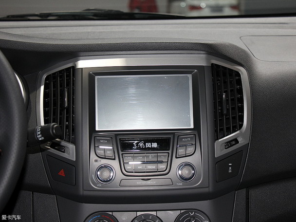 推薦1.5L手動至酷 東風風神AX3購車手冊