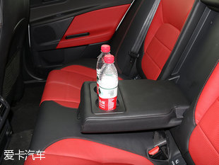 捷豹XE對比雷克薩斯IS