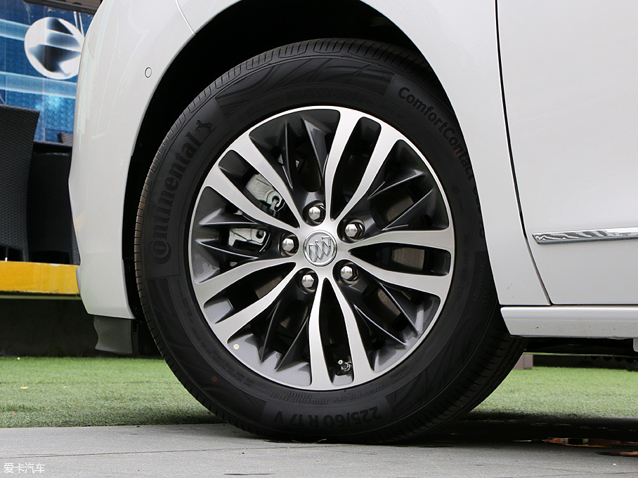 上汽通用別克全新一代GL8實拍