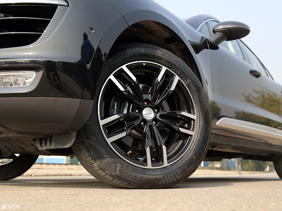 眾泰SR9靜態體驗