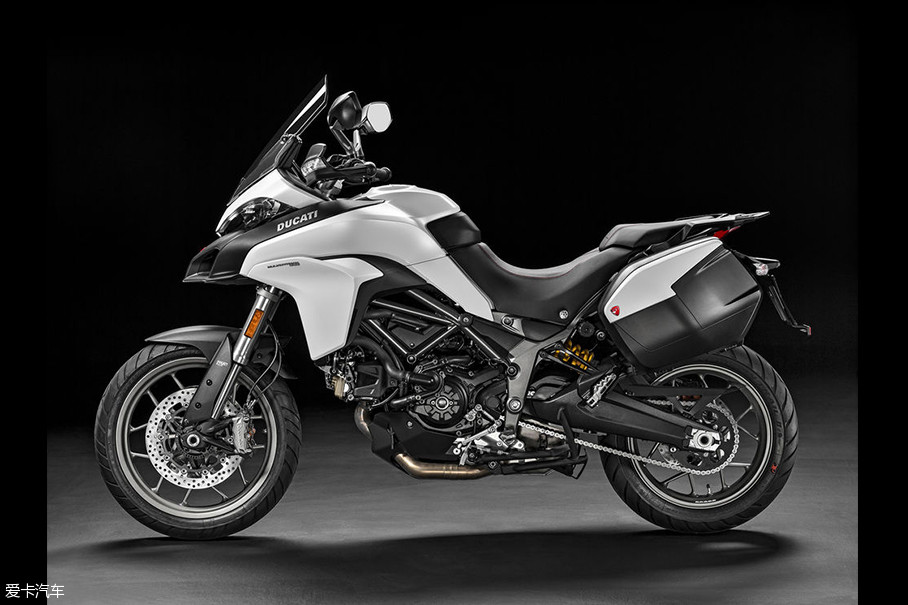 Multistrada 950Hypermotard 939ͬˮTestastretta 11 L2Ϊ83.1kW113Ps/9000rpmŤΪ96.2Nm/7750rpm