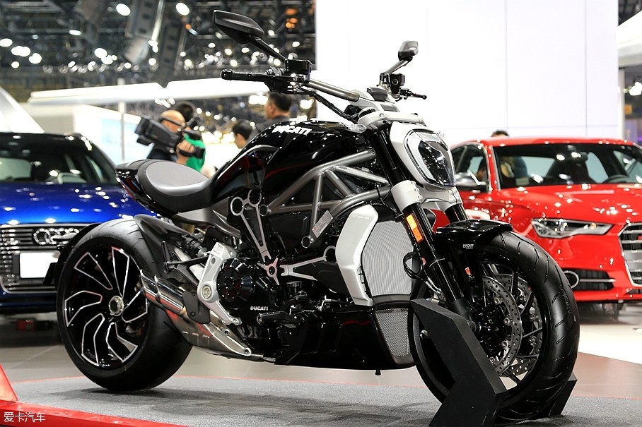 X Diavel S۱ϴDiavel Ϭ˲٣ȦǷĸϣֽܿиĸоӾҪ֮ǰÿһDiavel