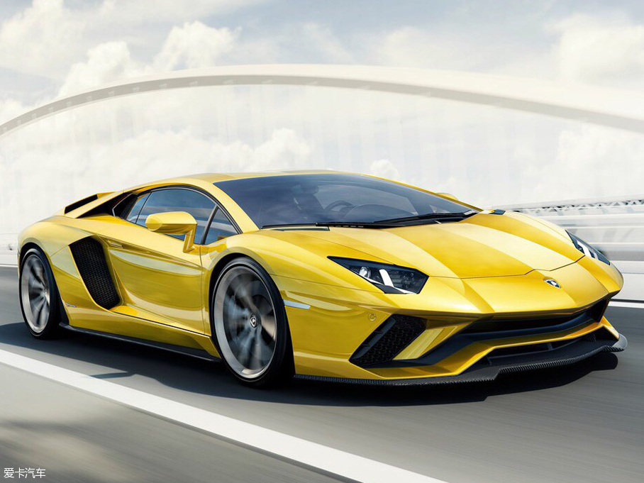 兰博基尼Aventador S官图 首台4月交付