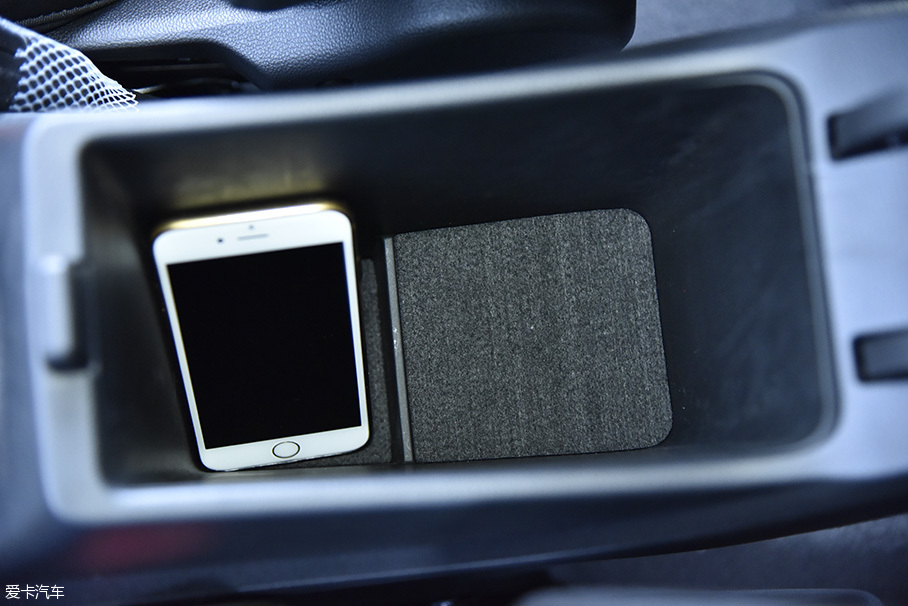 上汽通用雪佛蘭2017款科魯茲三廂