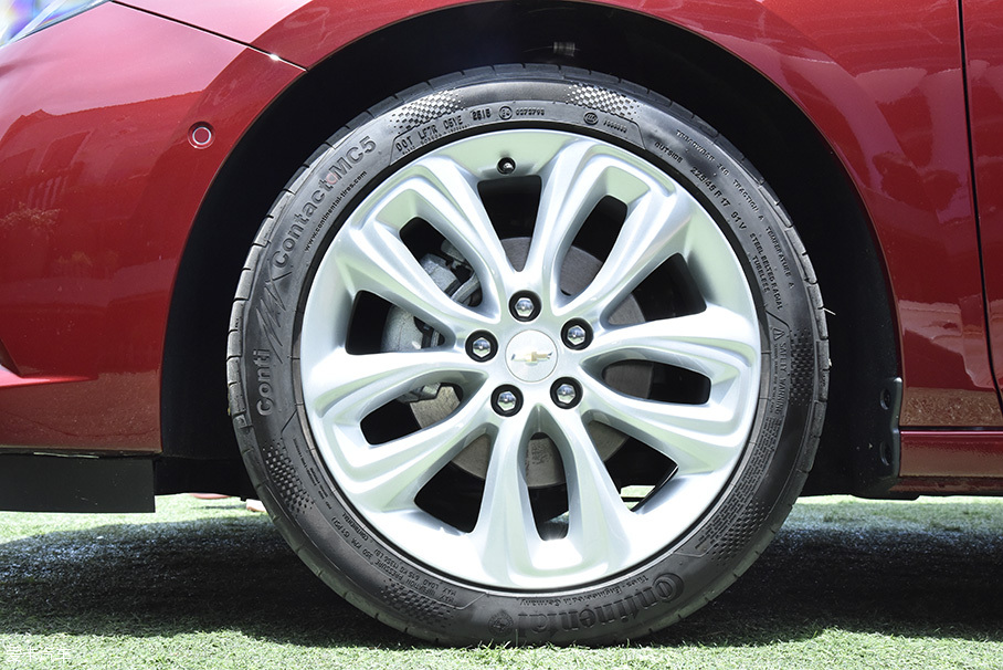 上汽通用雪佛蘭2017款科魯茲三廂