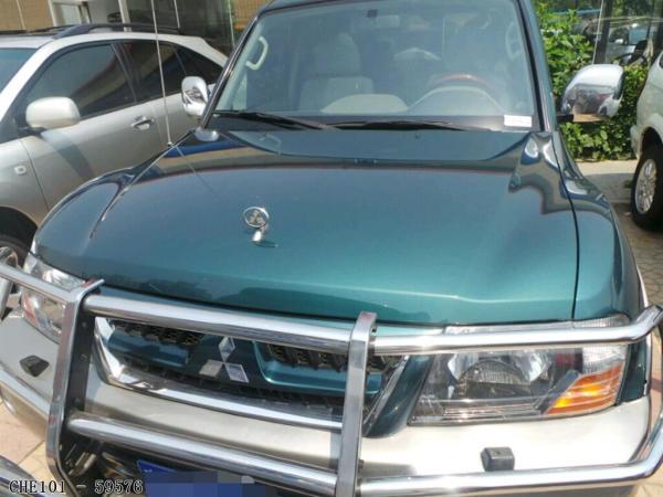 三菱帕杰罗 2003年上牌