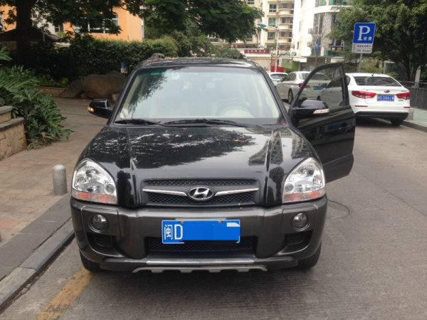 北京现代途胜2011年上牌二手车报价_多少钱,2011年上牌的现代途胜出售