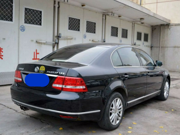 2010年上牌大众帕萨特领驭