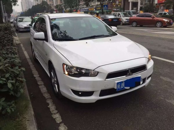 2010年上牌三菱翼神